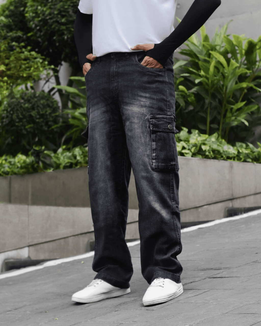 Cargo Jeans (Dark black)